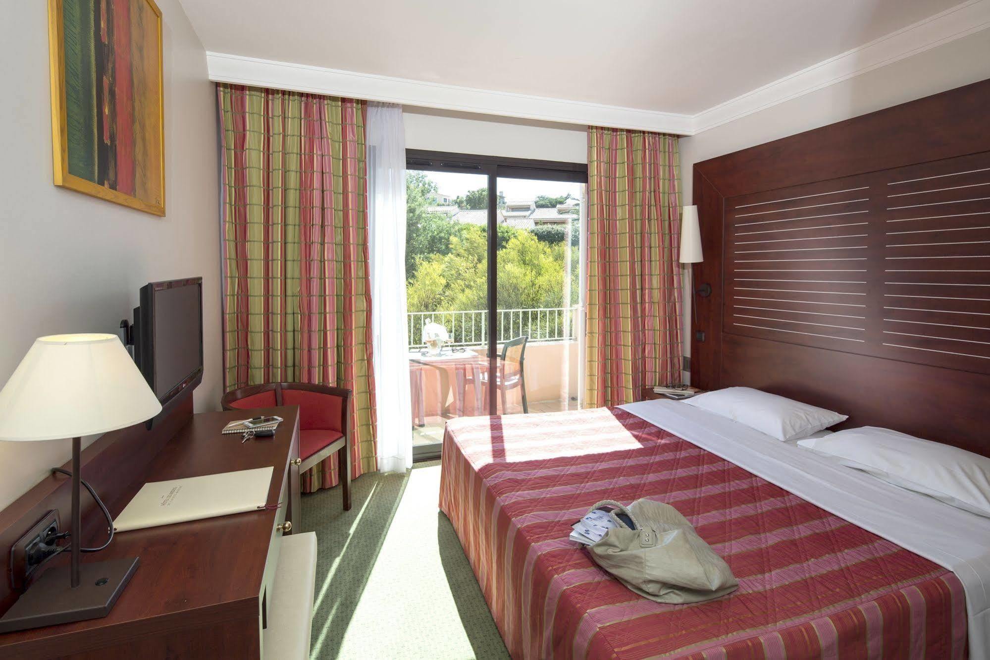 Hotel Les Jardins De Sainte-Maxime Kültér fotó